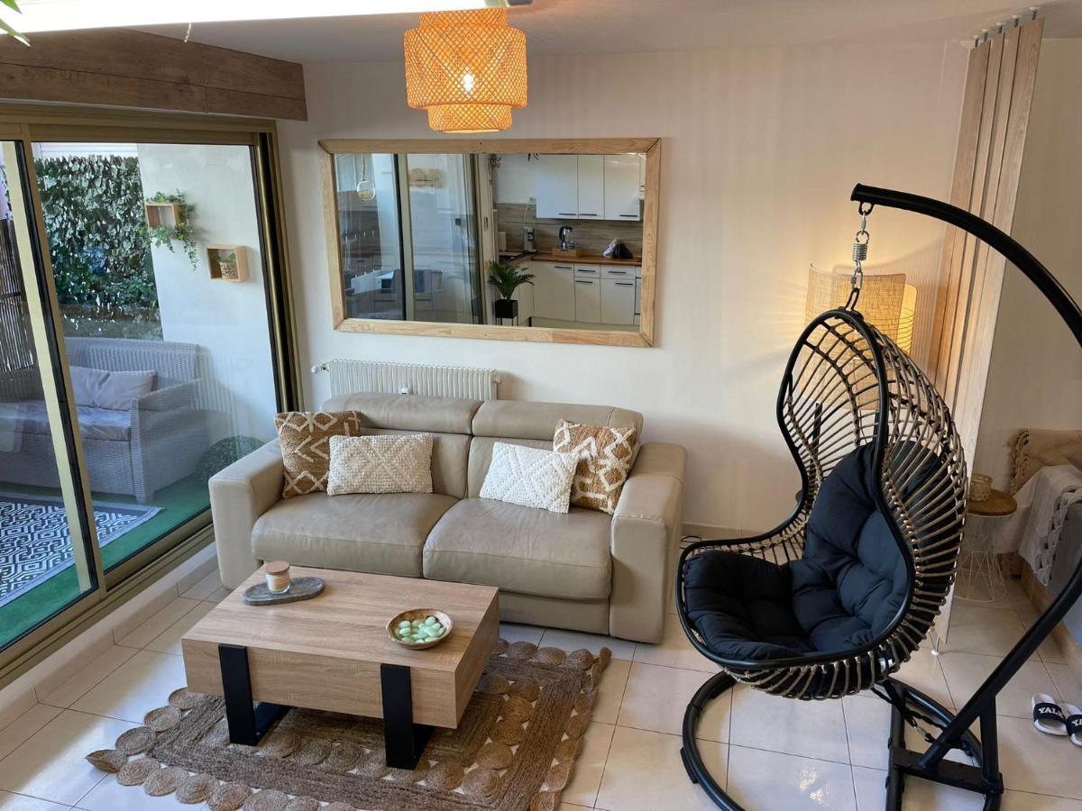Centre De Juan Les Pins 100M Plages Easy Check-In Bagian luar foto